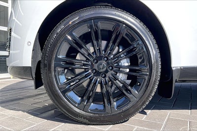 2026 Land Rover Range Rover SE