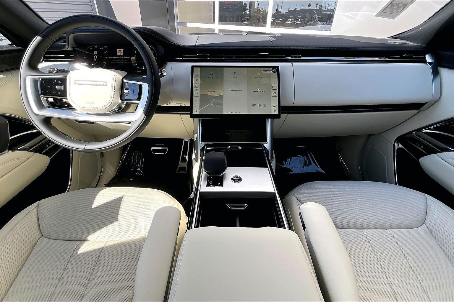 2026 Land Rover Range Rover SE