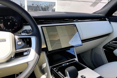 2026 Land Rover Range Rover SE
