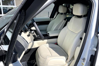 2026 Land Rover Range Rover SE