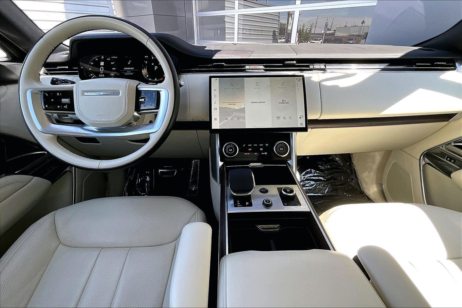 2023 Land Rover Range Rover SE