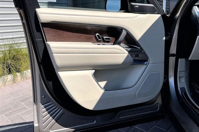 2023 Land Rover Range Rover SE