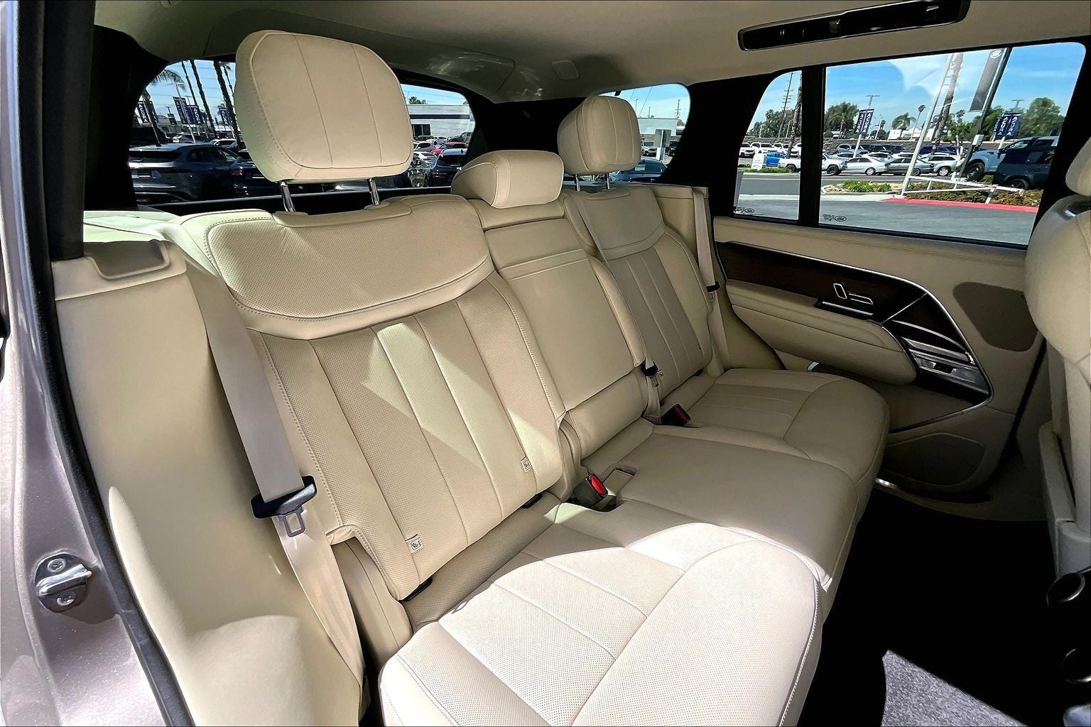 2023 Land Rover Range Rover SE