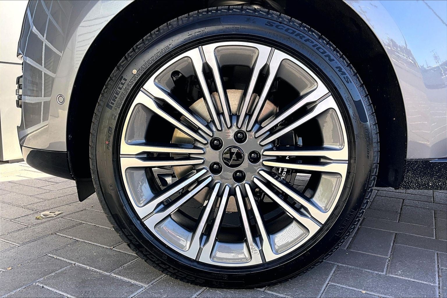 2026 Land Rover Range Rover SE