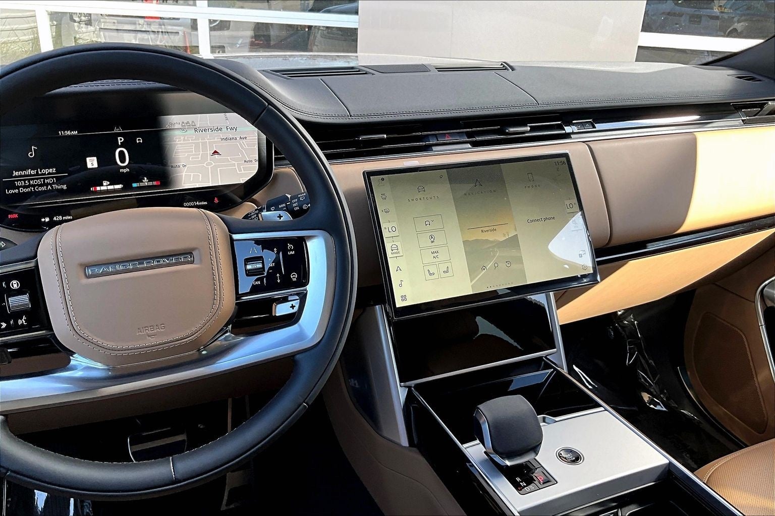 2026 Land Rover Range Rover SE