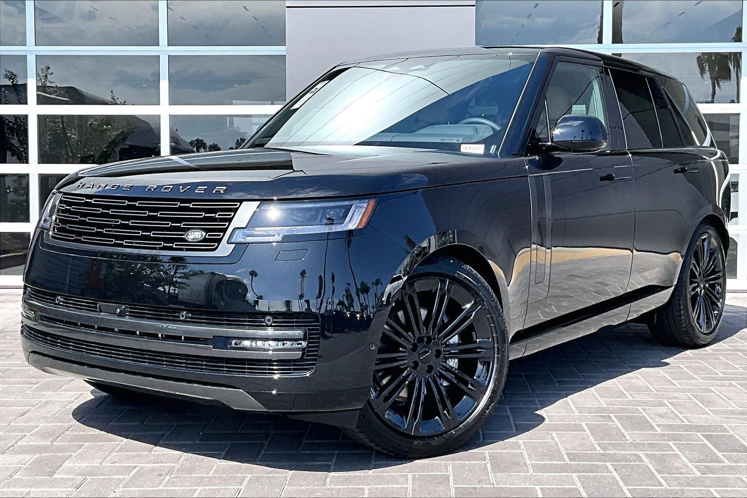 2026 Land Rover Range Rover SE