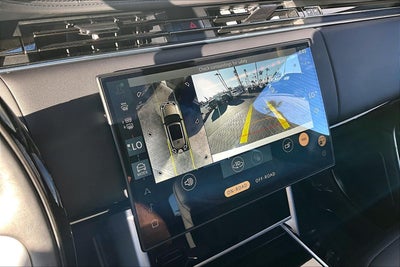 2025 Land Rover Range Rover SE