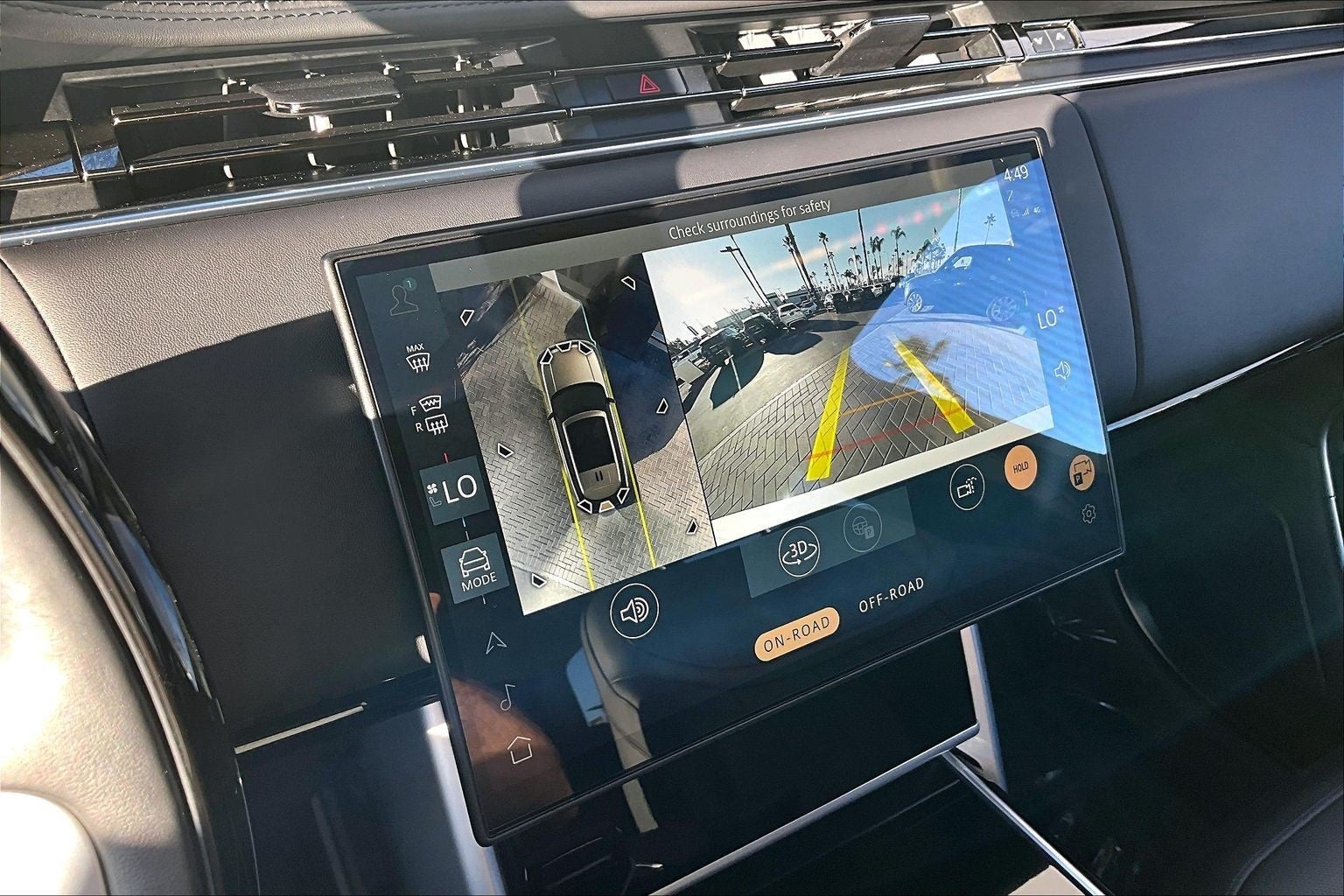 2025 Land Rover Range Rover SE