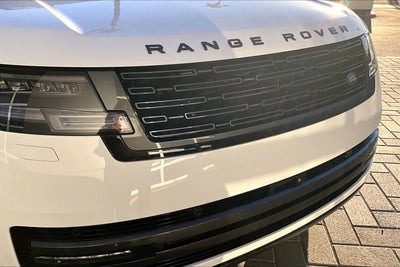 2025 Land Rover Range Rover SE