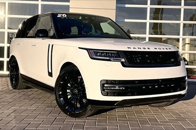 2025 Land Rover Range Rover SE