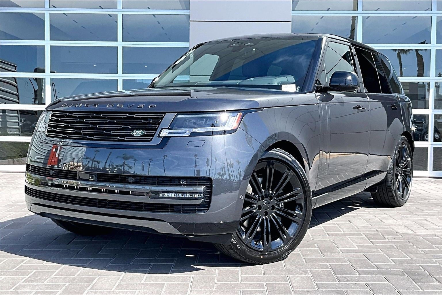2026 Land Rover Range Rover SE