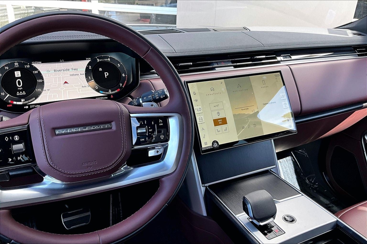 2026 Land Rover Range Rover SE