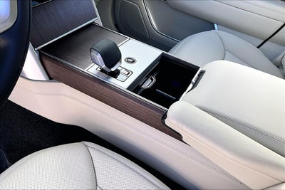 2026 Land Rover Range Rover SE