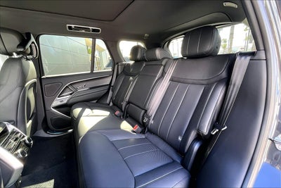 2026 Land Rover Range Rover SE