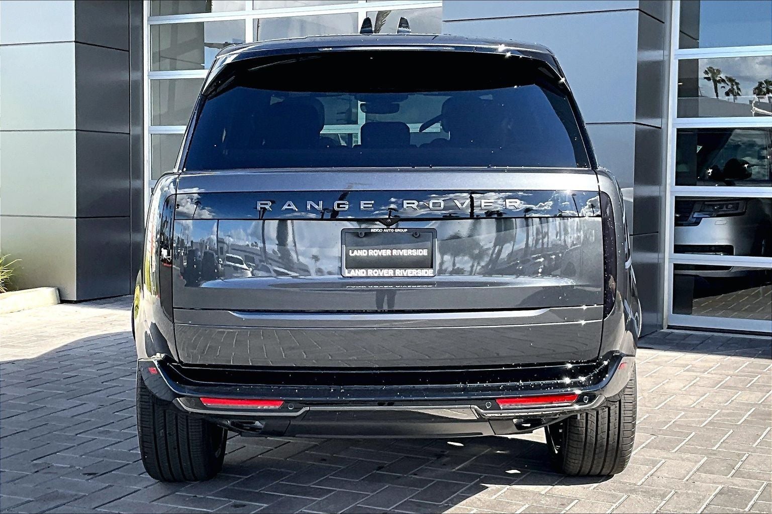 2026 Land Rover Range Rover SE