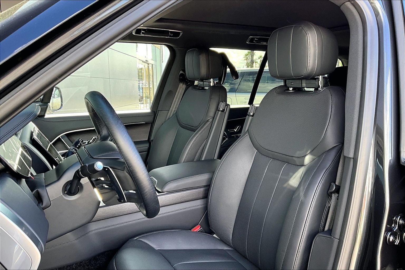 2026 Land Rover Range Rover SE