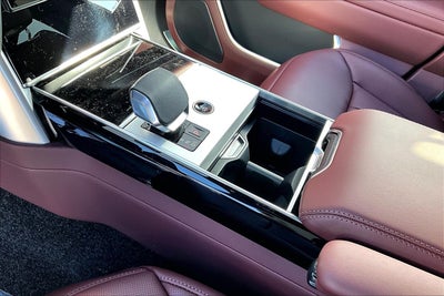 2026 Land Rover Range Rover SE