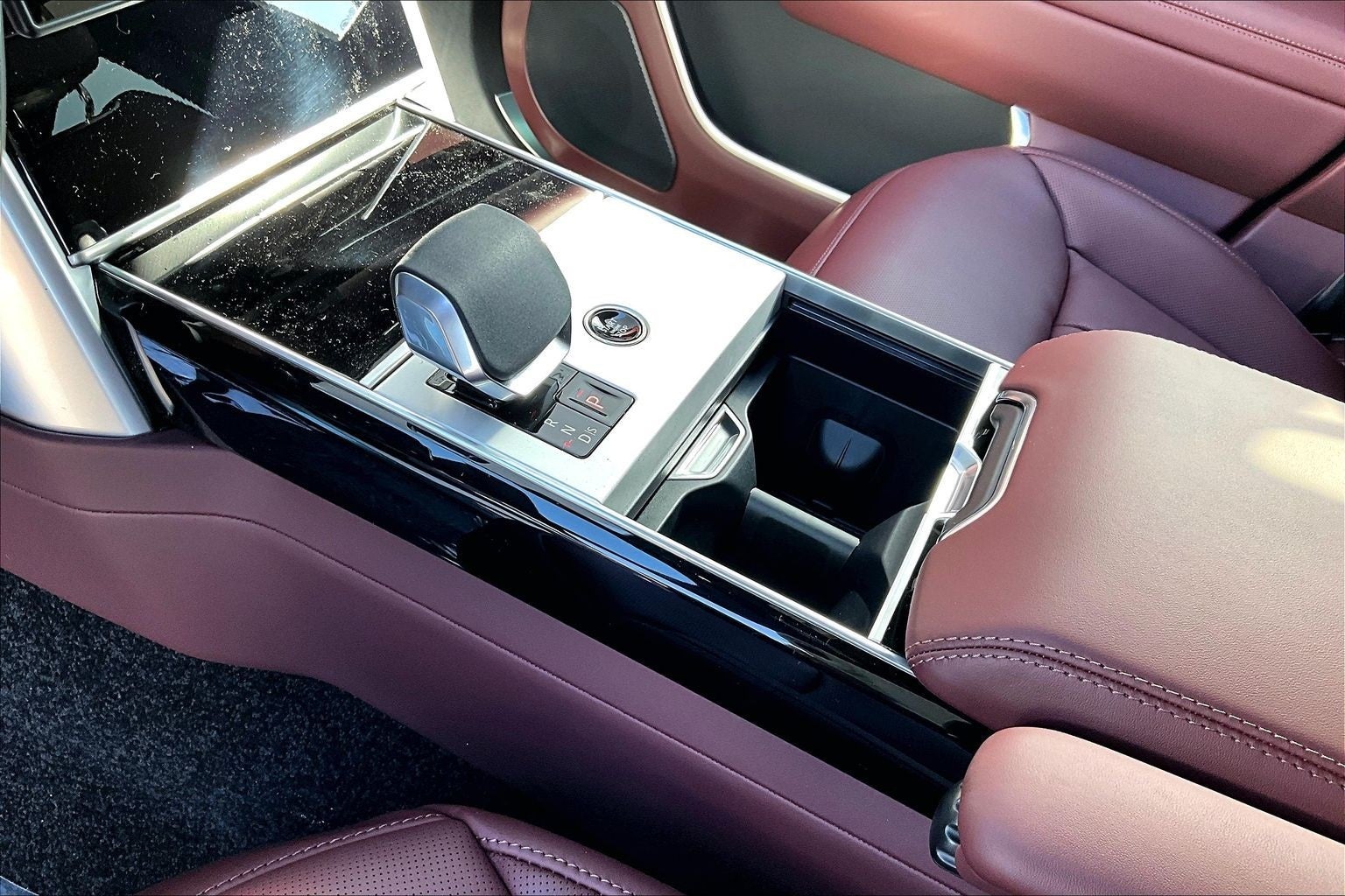 2026 Land Rover Range Rover SE