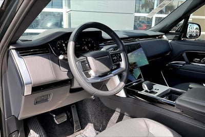 2026 Land Rover Range Rover SE
