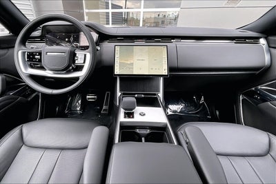 2026 Land Rover Range Rover SE