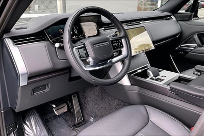 2026 Land Rover Range Rover SE