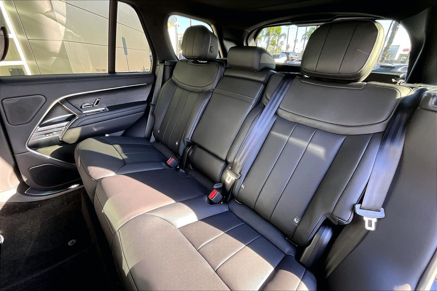 2026 Land Rover Range Rover SE