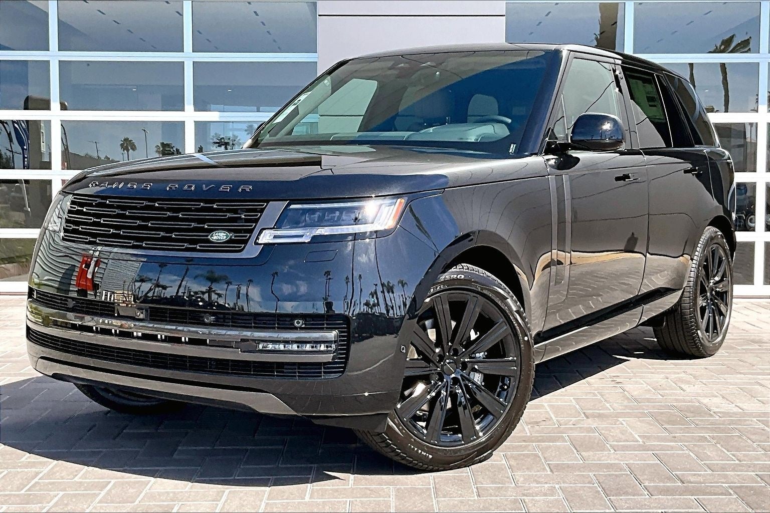 2026 Land Rover Range Rover SE