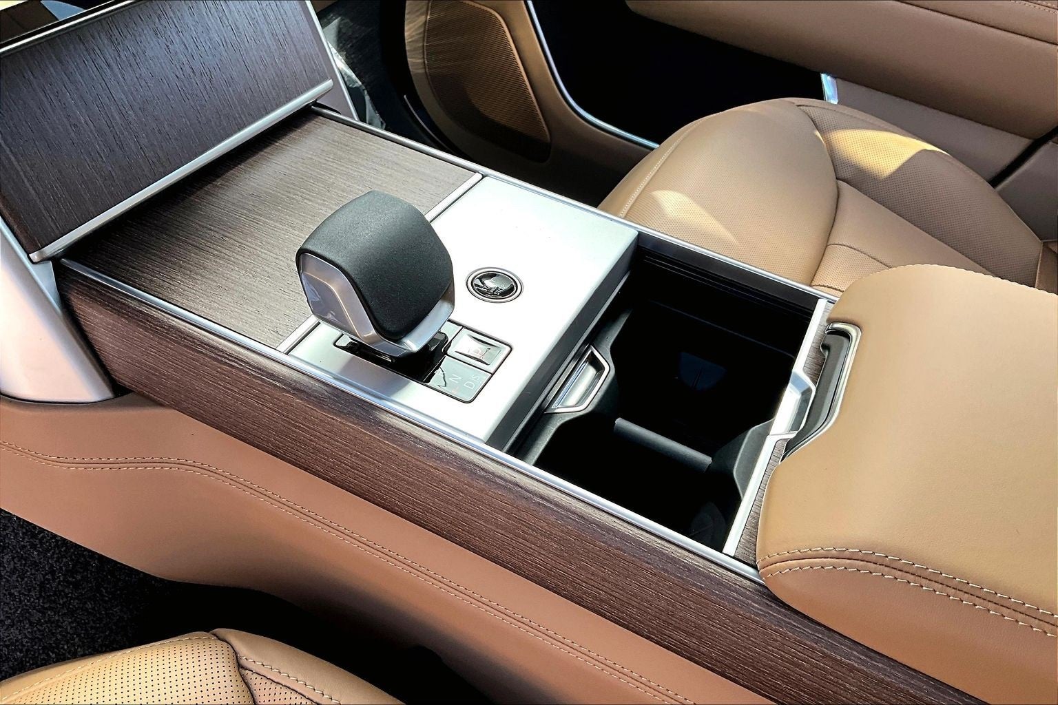 2026 Land Rover Range Rover SE