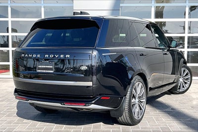 2023 Land Rover Range Rover SE LWB