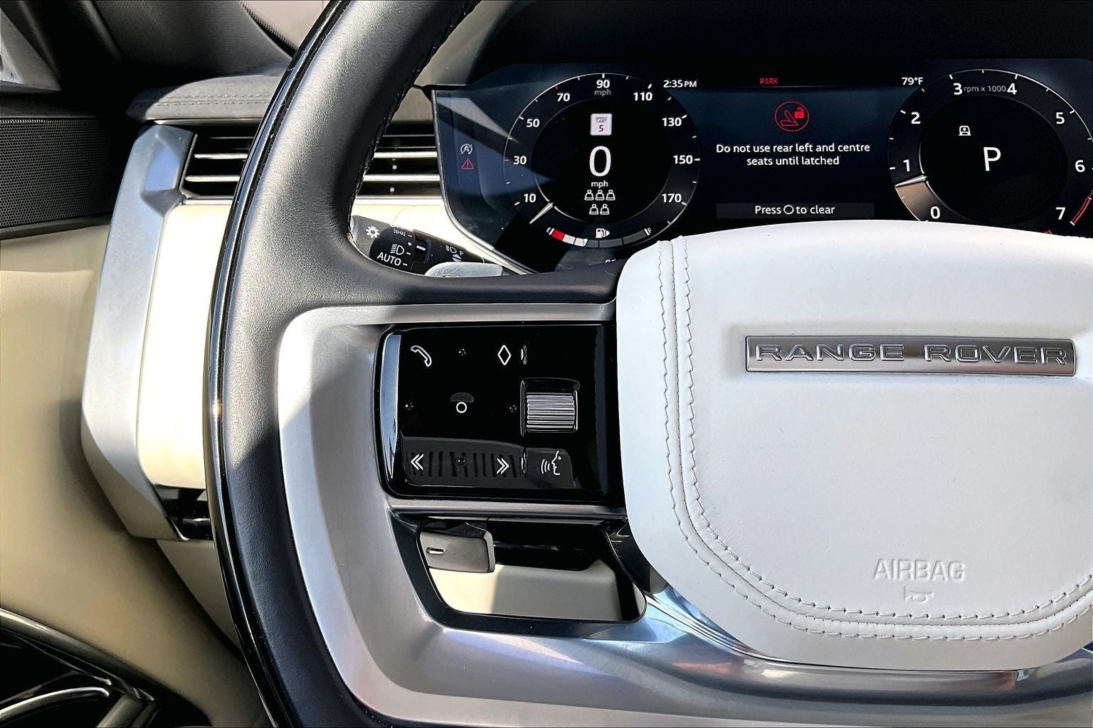 2023 Land Rover Range Rover SE LWB