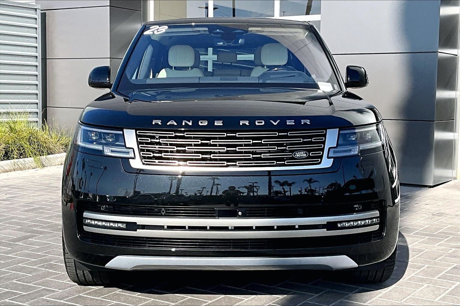 2023 Land Rover Range Rover SE LWB