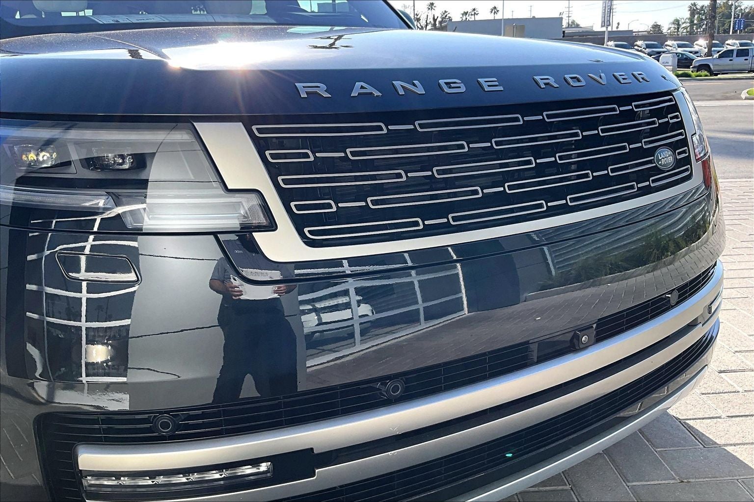 2023 Land Rover Range Rover SE LWB