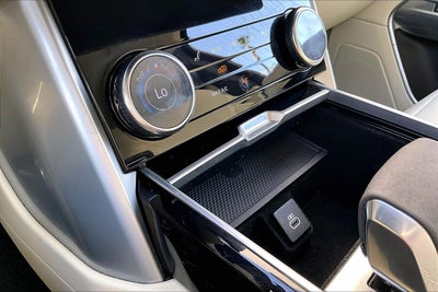 2023 Land Rover Range Rover SE LWB