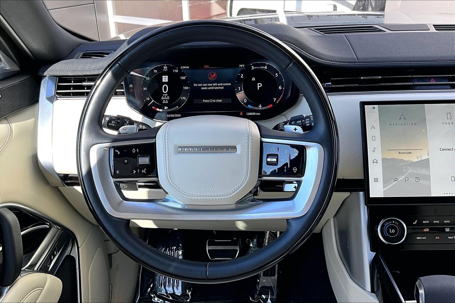 2023 Land Rover Range Rover SE LWB
