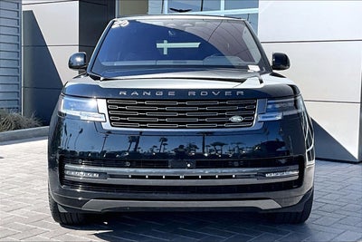 2023 Land Rover Range Rover SE LWB