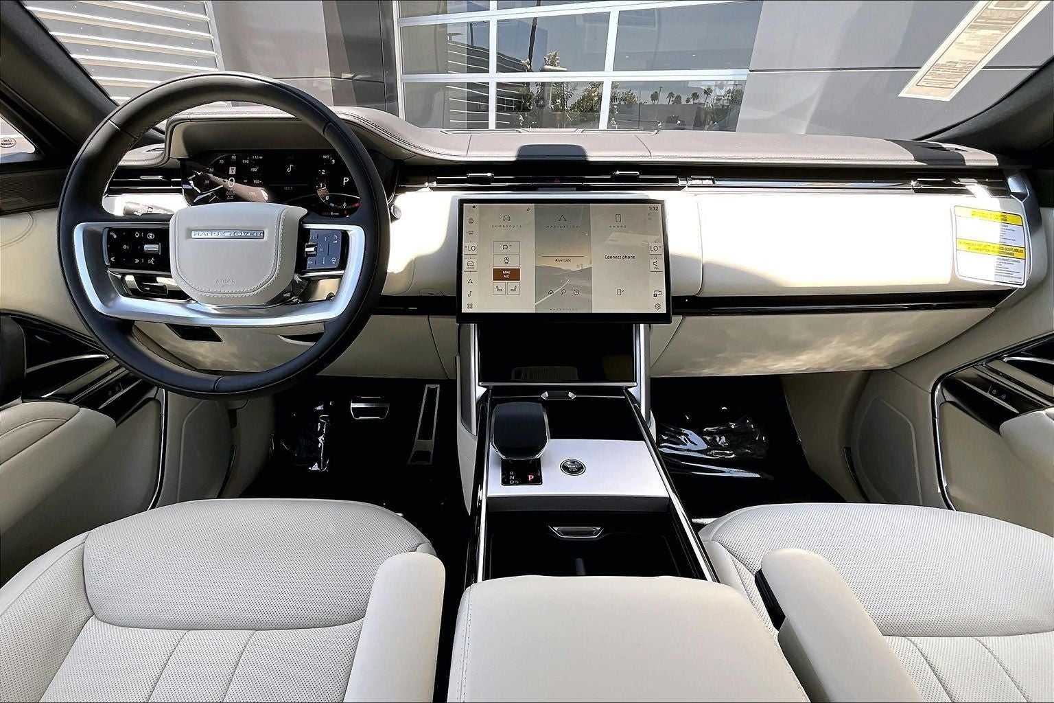 2026 Land Rover Range Rover SE LWB