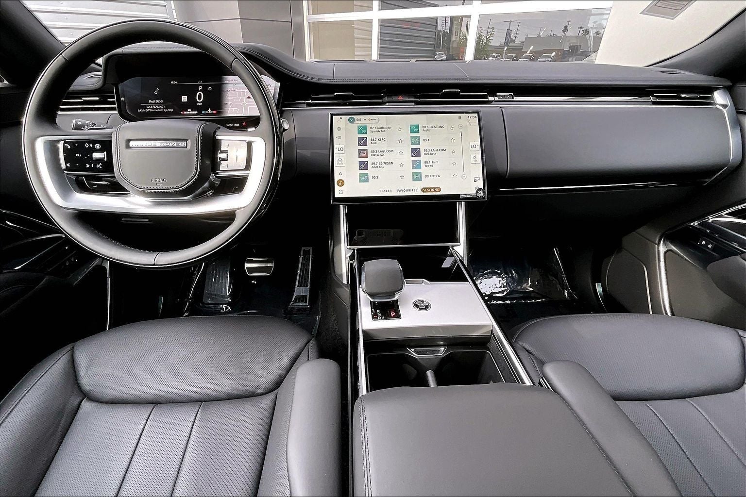 2026 Land Rover Range Rover SE LWB