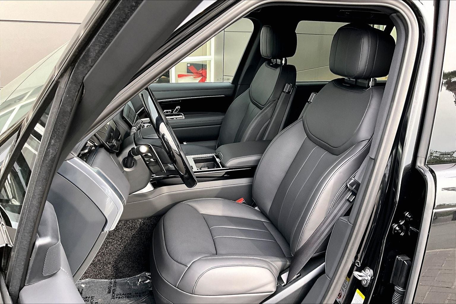 2026 Land Rover Range Rover SE LWB