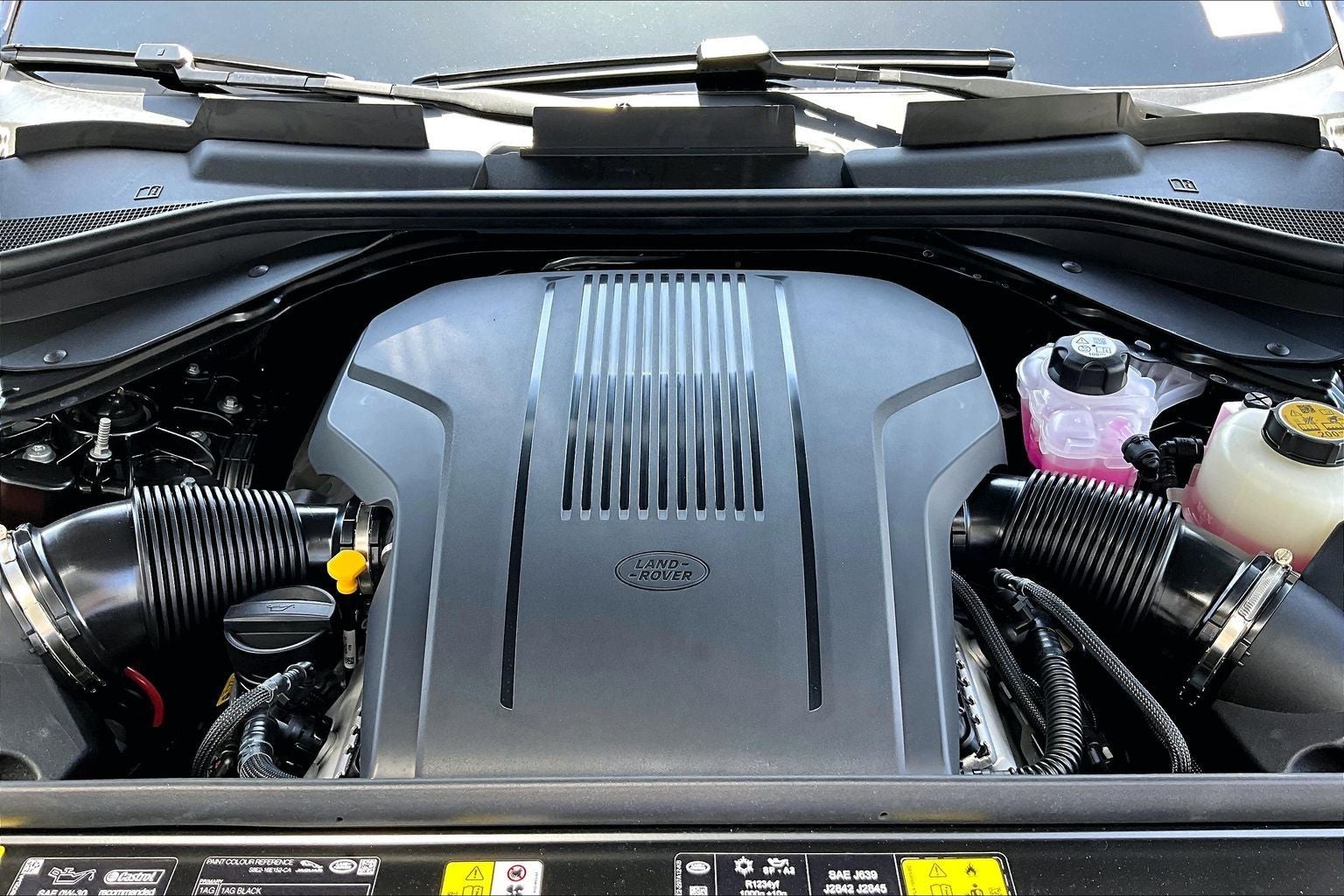 2026 Land Rover Range Rover SE LWB