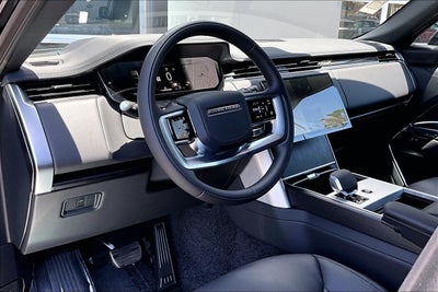 2026 Land Rover Range Rover SE LWB