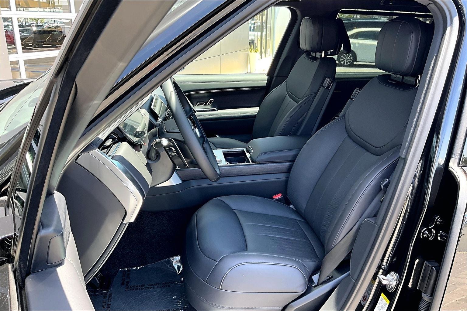 2026 Land Rover Range Rover SE LWB