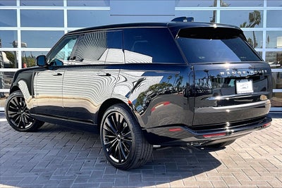 2026 Land Rover Range Rover SE LWB
