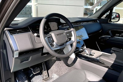 2026 Land Rover Range Rover SE LWB