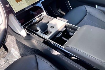 2026 Land Rover Range Rover SE LWB