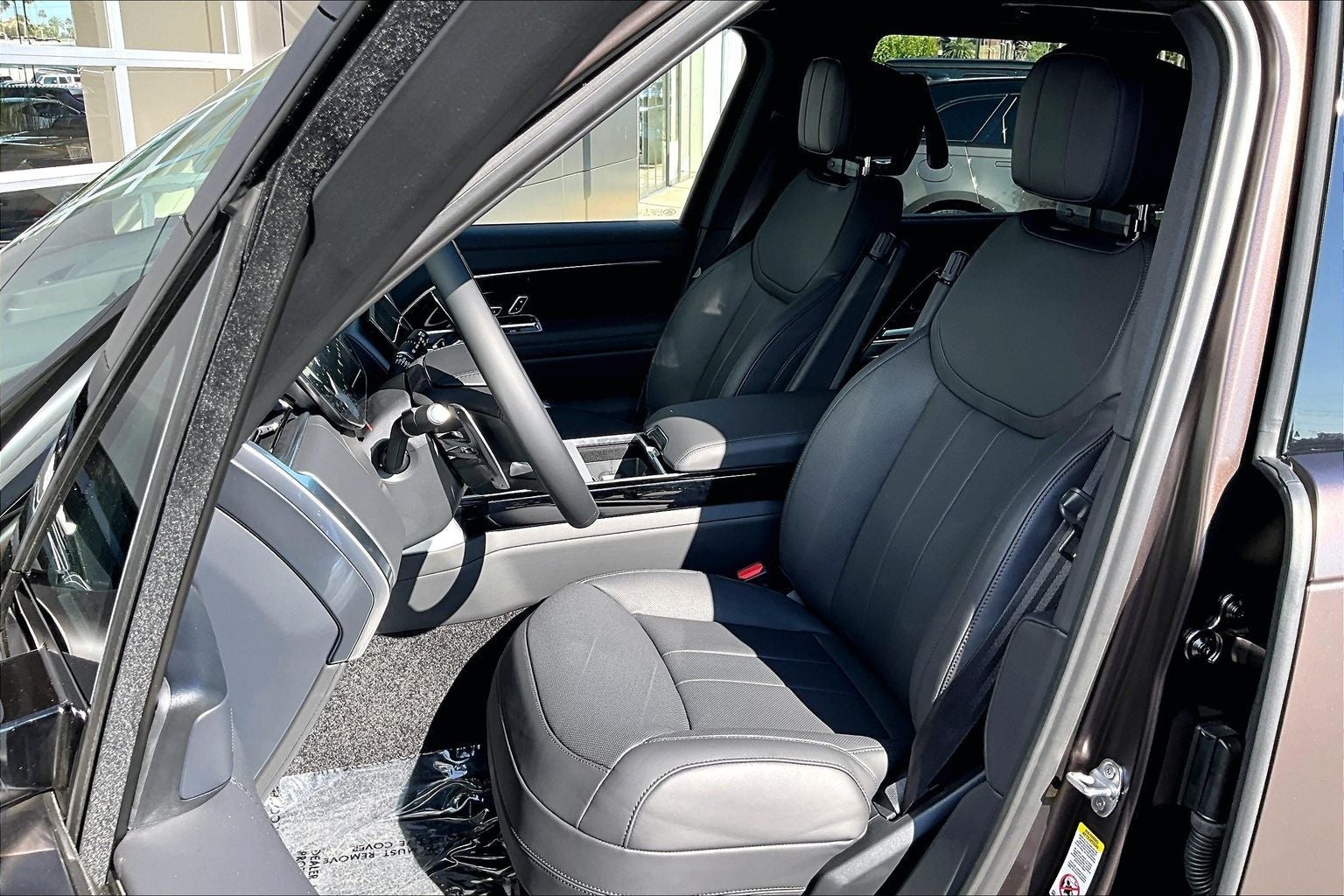 2026 Land Rover Range Rover SE LWB