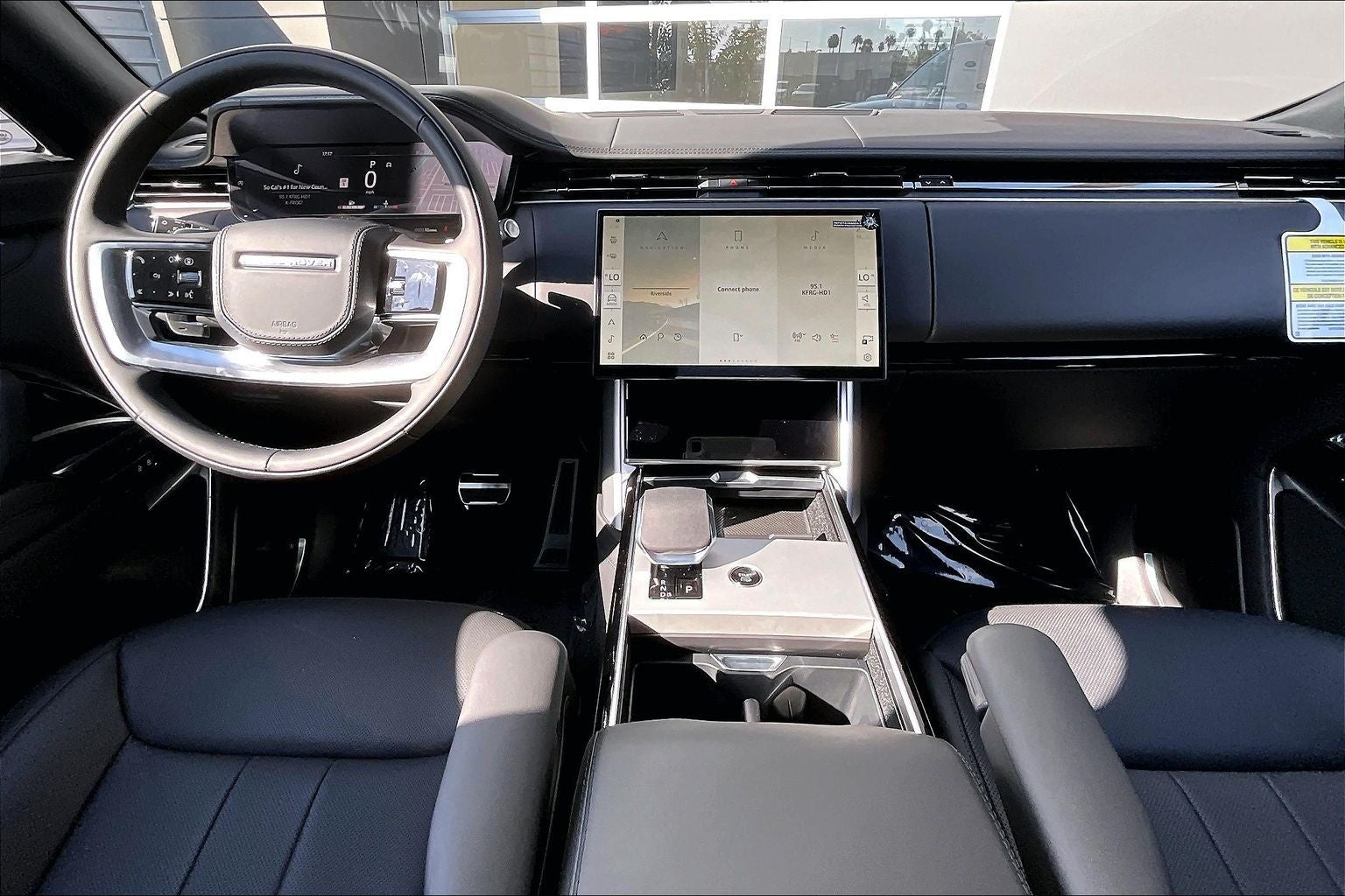 2026 Land Rover Range Rover SE LWB