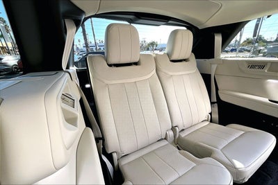 2026 Land Rover Range Rover SE LWB