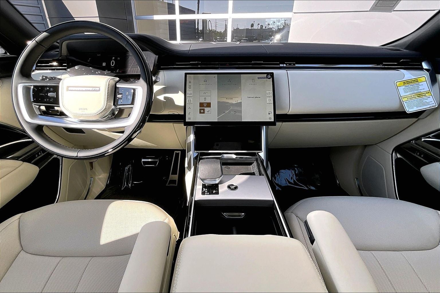 2026 Land Rover Range Rover SE LWB
