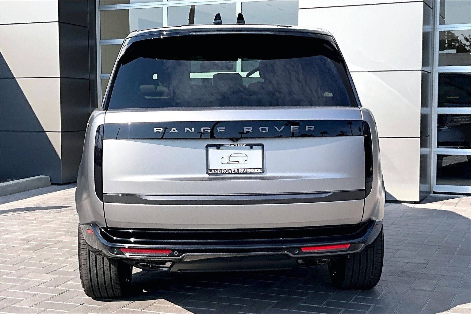 2026 Land Rover Range Rover SE LWB