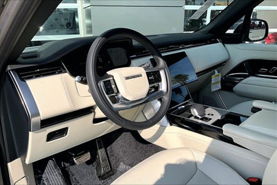 2026 Land Rover Range Rover SE LWB